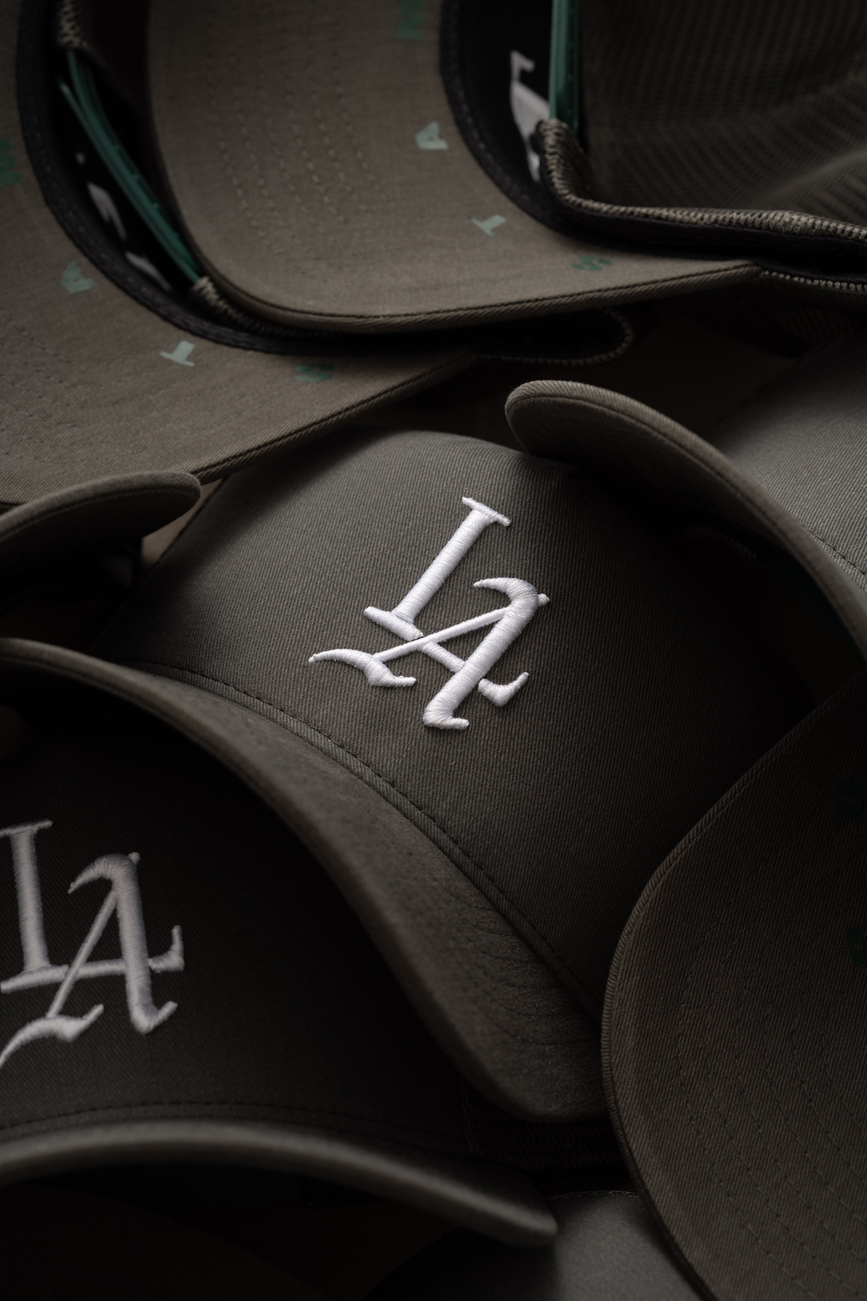 LA 001 Brushed Twill Trucker