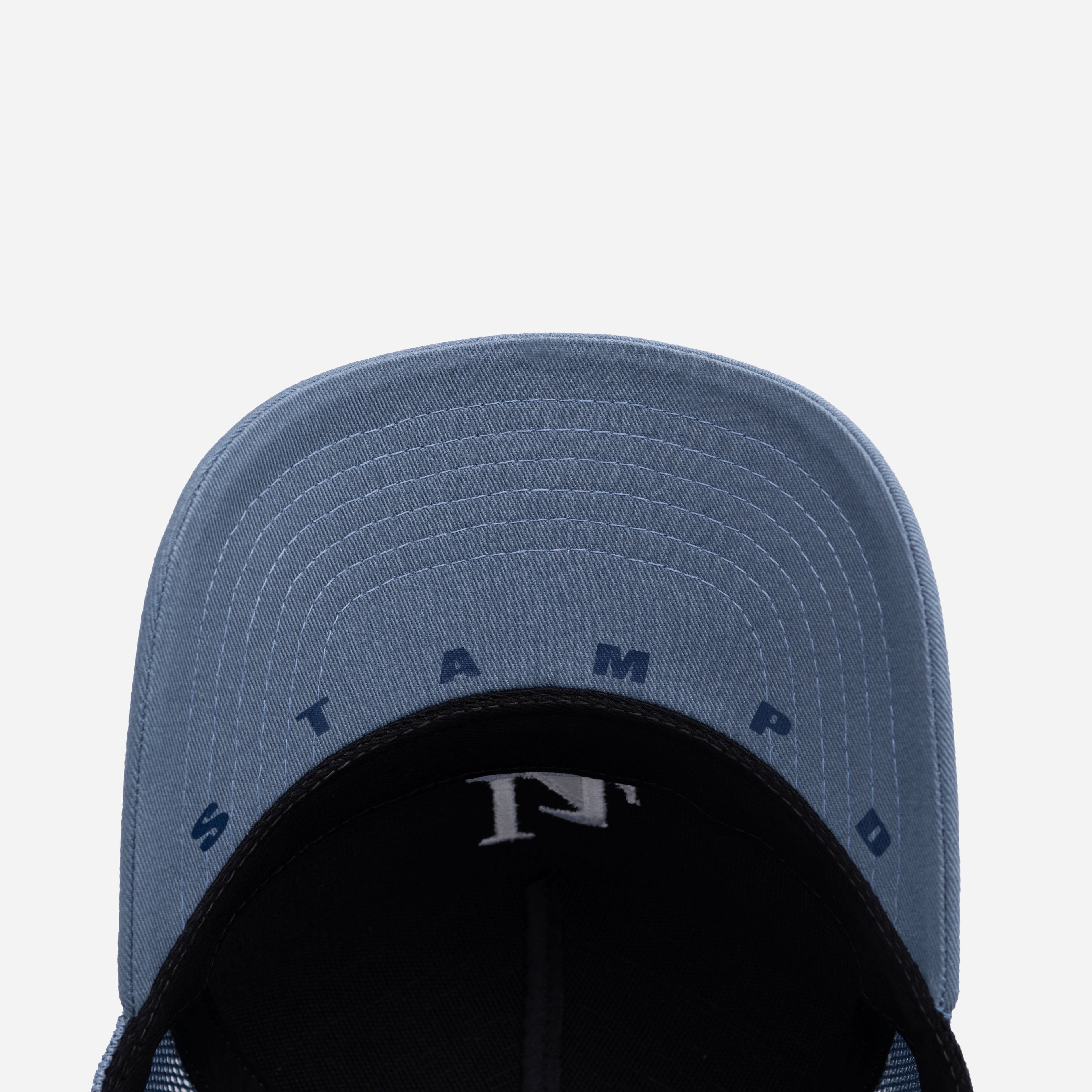 LA 001 Twill Trucker