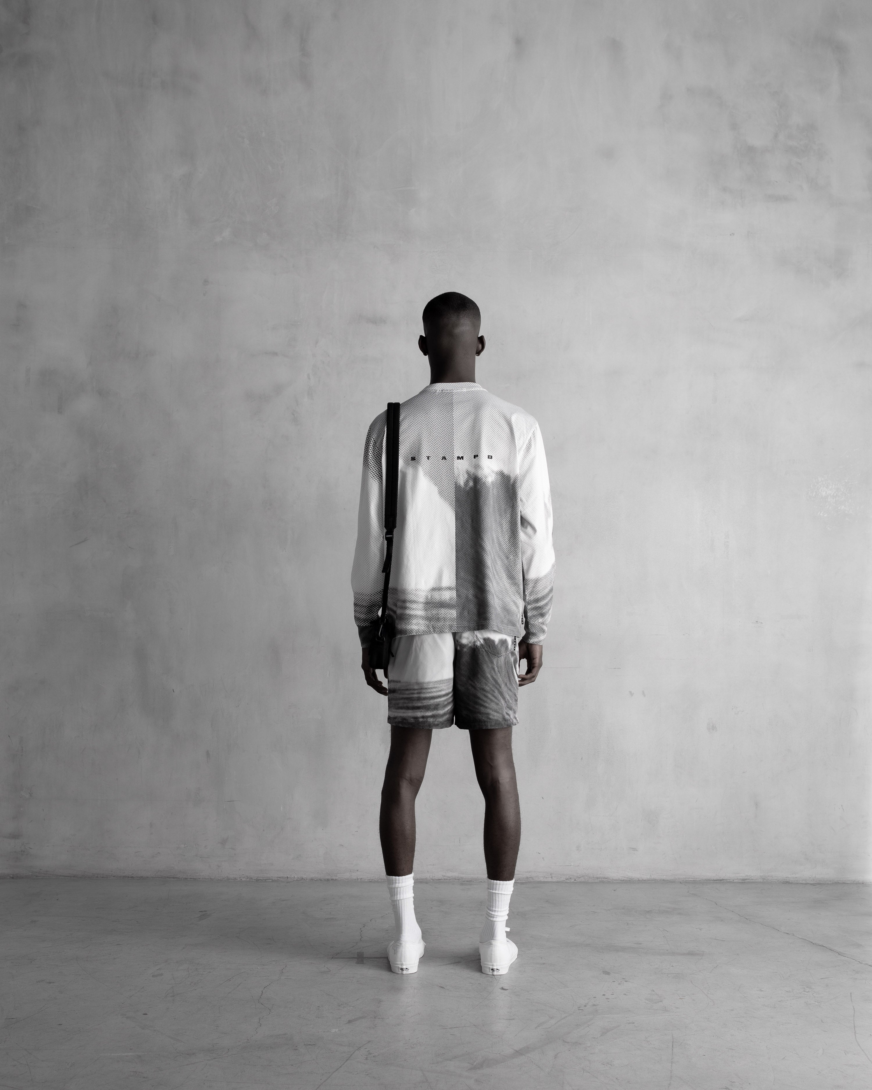 Black Wave LS Relaxed Tee