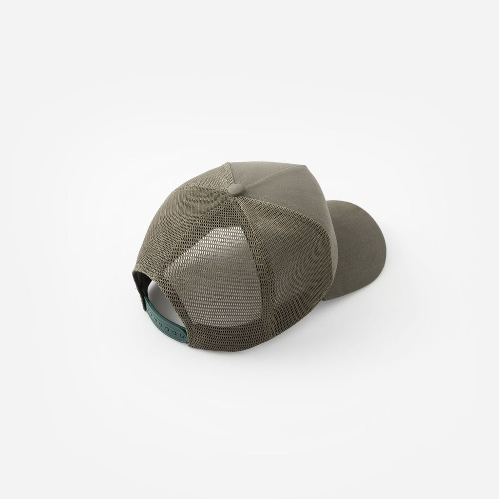 LA 001 Brushed Twill Trucker